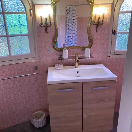 Appartement Chez Zizou - F2 Cap D’antibes Versant Ouest *
